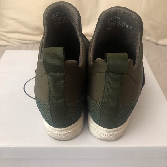 Steve Madden Sneakers - Picture 4 of 4